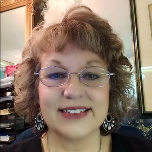 Meet your Posher, Janet